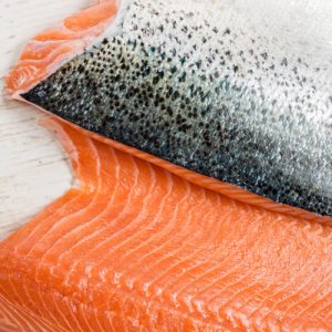 FILETE DE SALMON CON PIEL CALIBRE 1 y 2